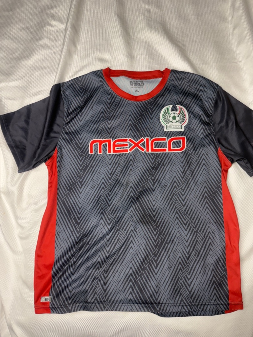 Mexico Soccer Jersey - Black & Red - XL